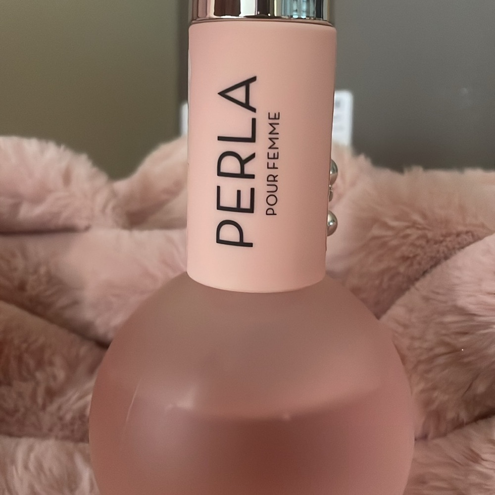 Perla Perfume - Picture 3 of 3